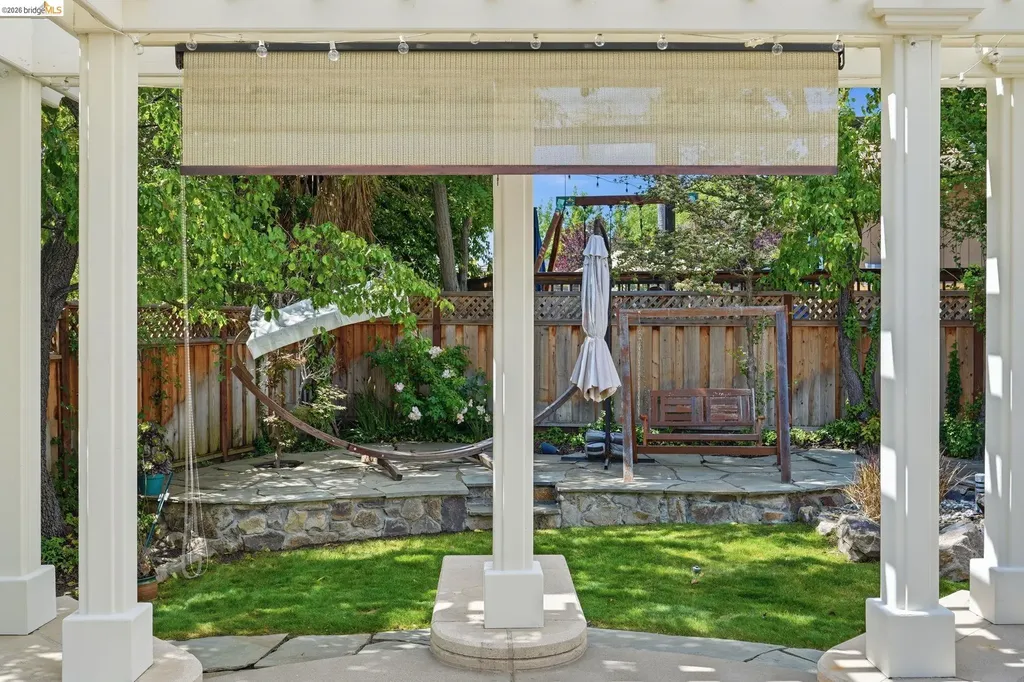 471 Silver Hollow Drive Walnut Creek CA 94598
