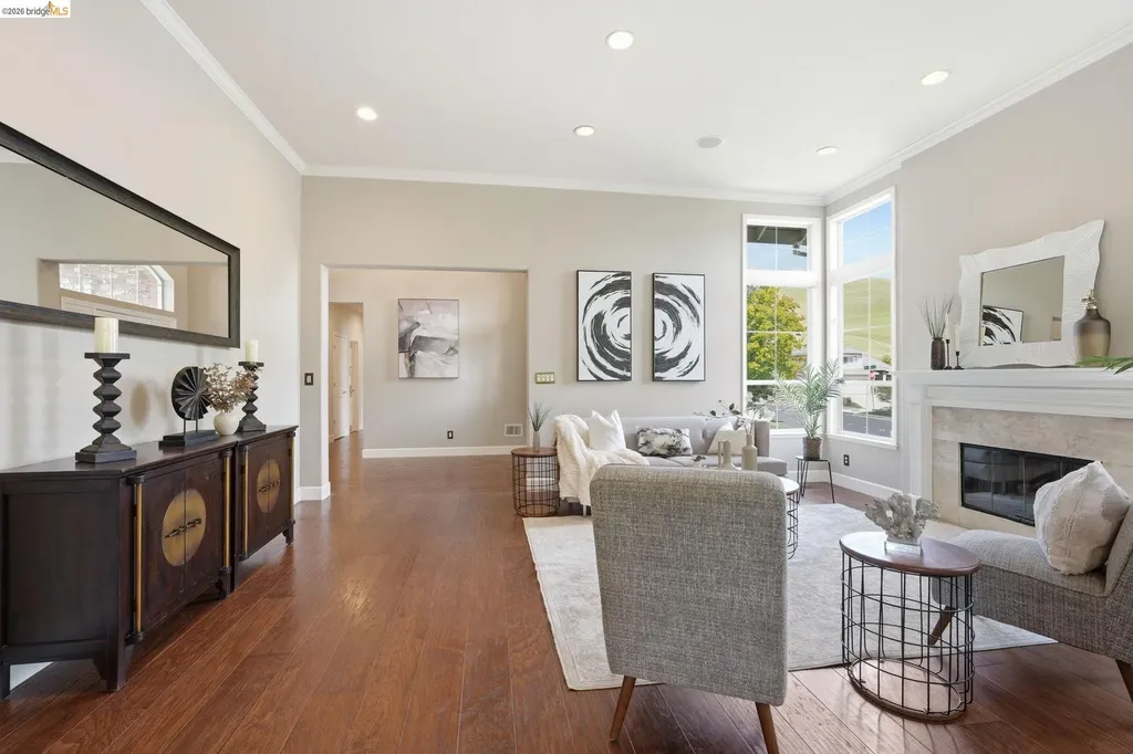 471 Silver Hollow Drive Walnut Creek CA 94598