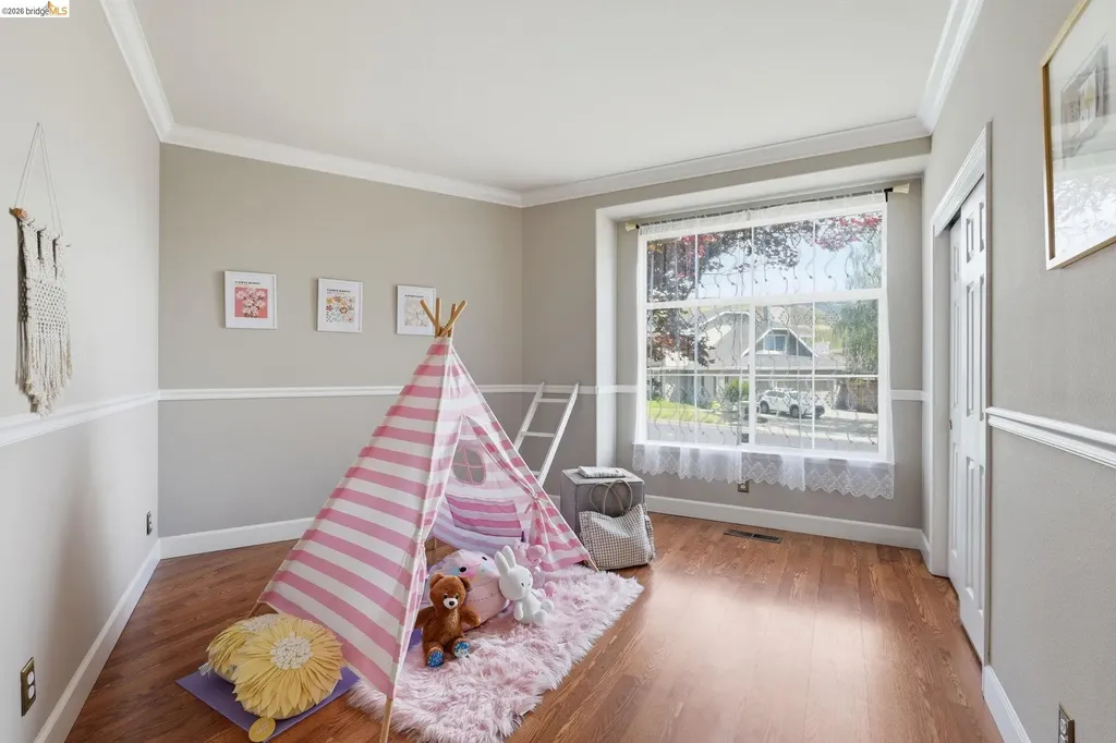 471 Silver Hollow Drive Walnut Creek CA 94598