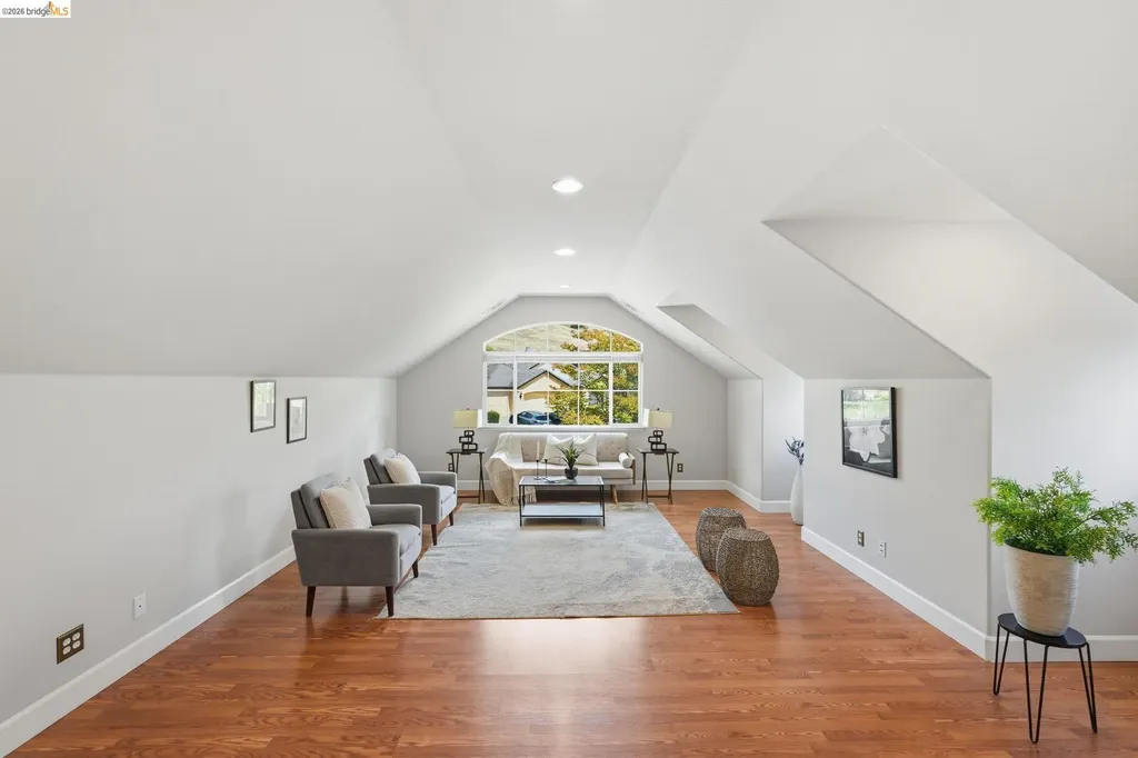 471 Silver Hollow Drive Walnut Creek CA 94598