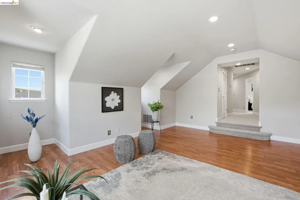 471 Silver Hollow Drive Walnut Creek CA 94598