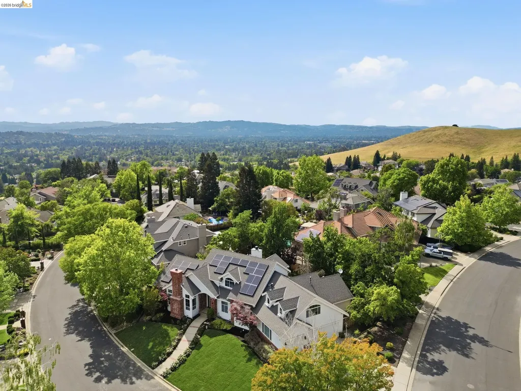 471 Silver Hollow Drive Walnut Creek CA 94598