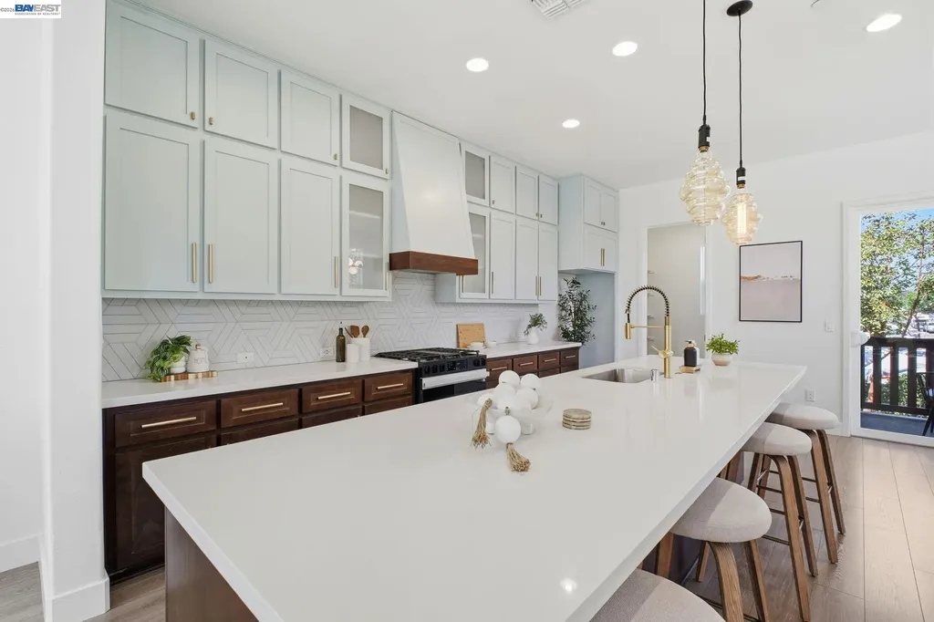 37784 Taro Terrace Newark CA 94560