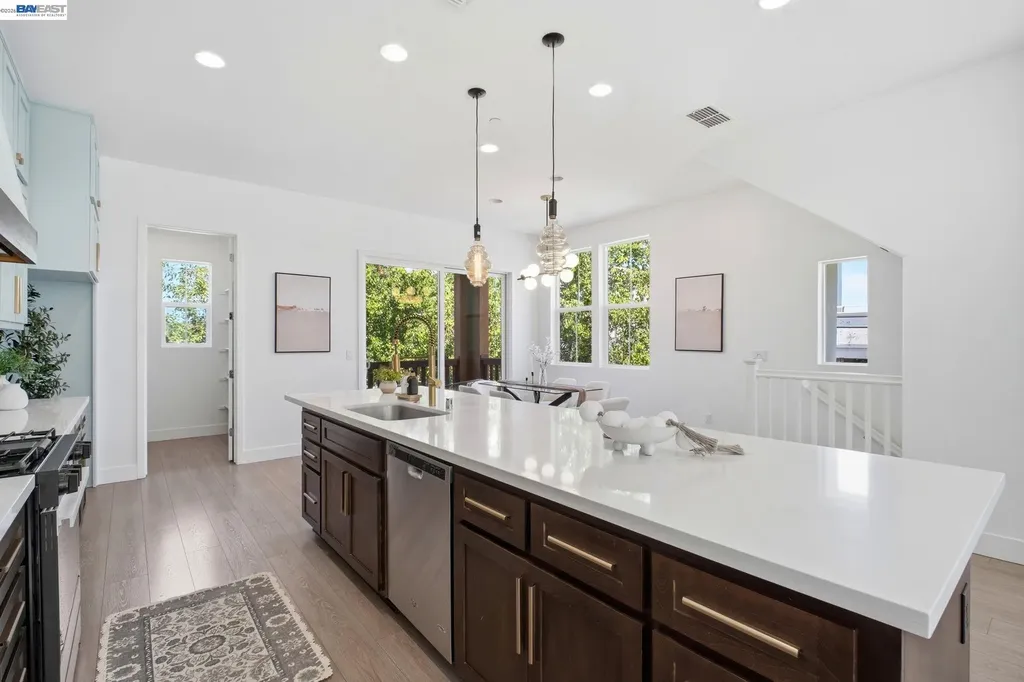 37784 Taro Terrace Newark CA 94560