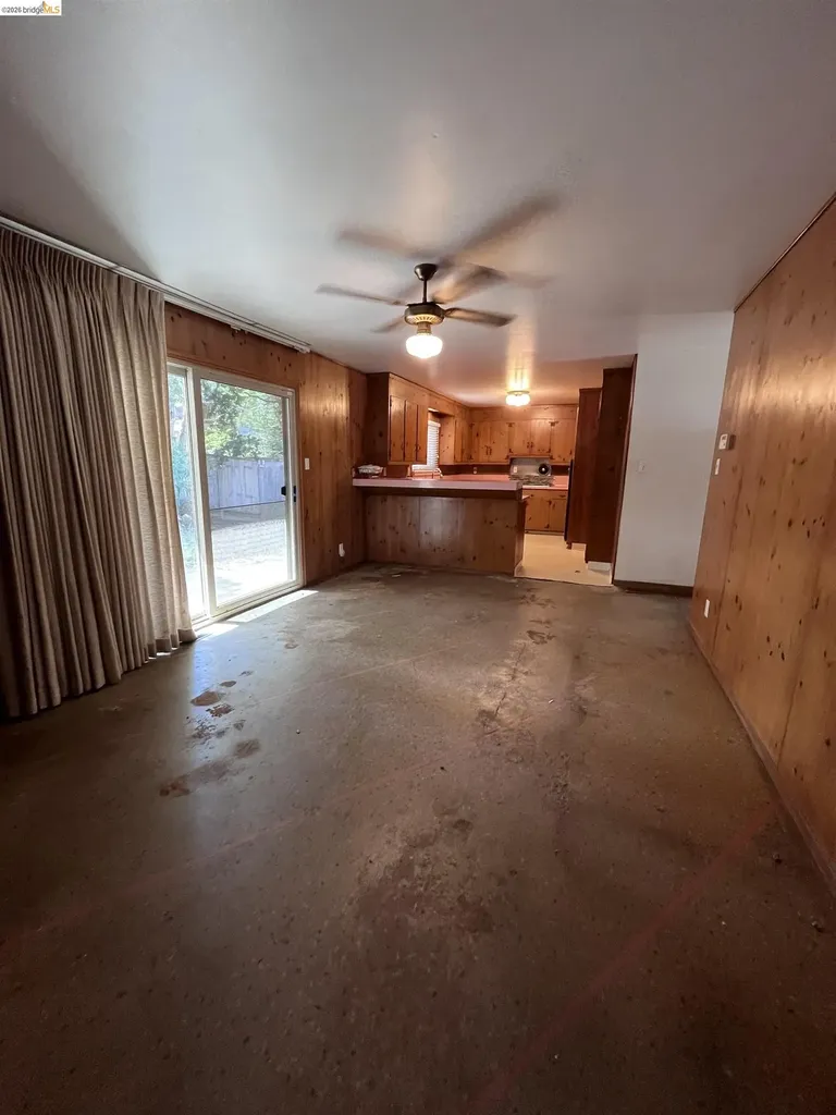 51 Elysian Fields Drive Oakland CA 94605