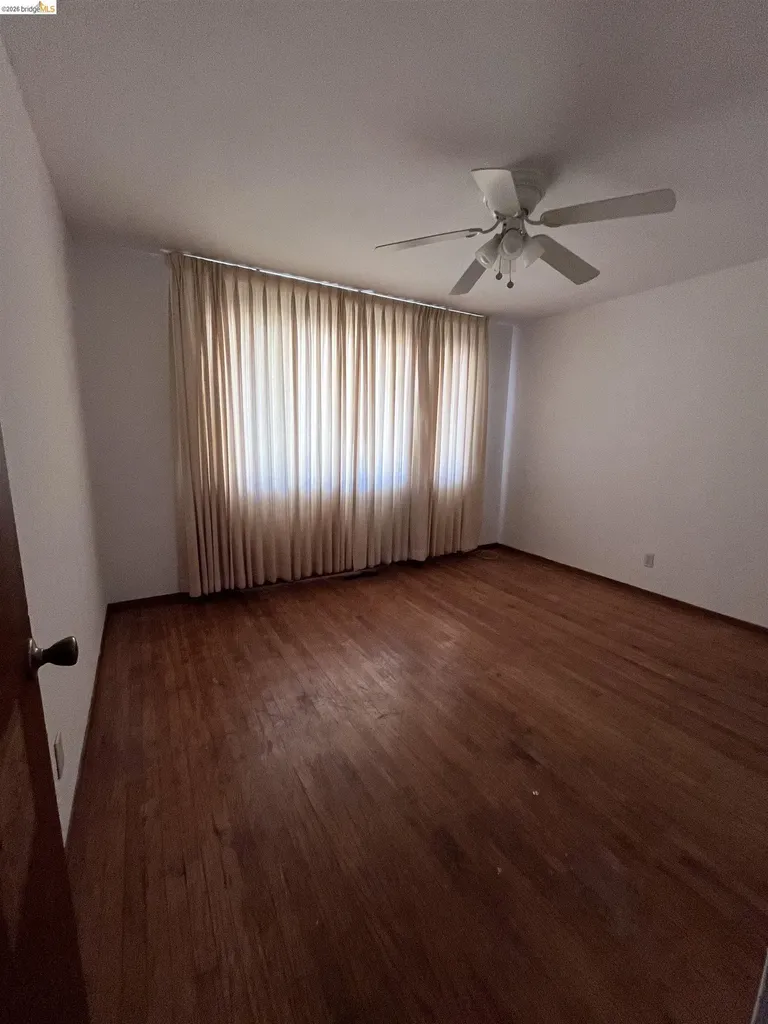 51 Elysian Fields Drive Oakland CA 94605
