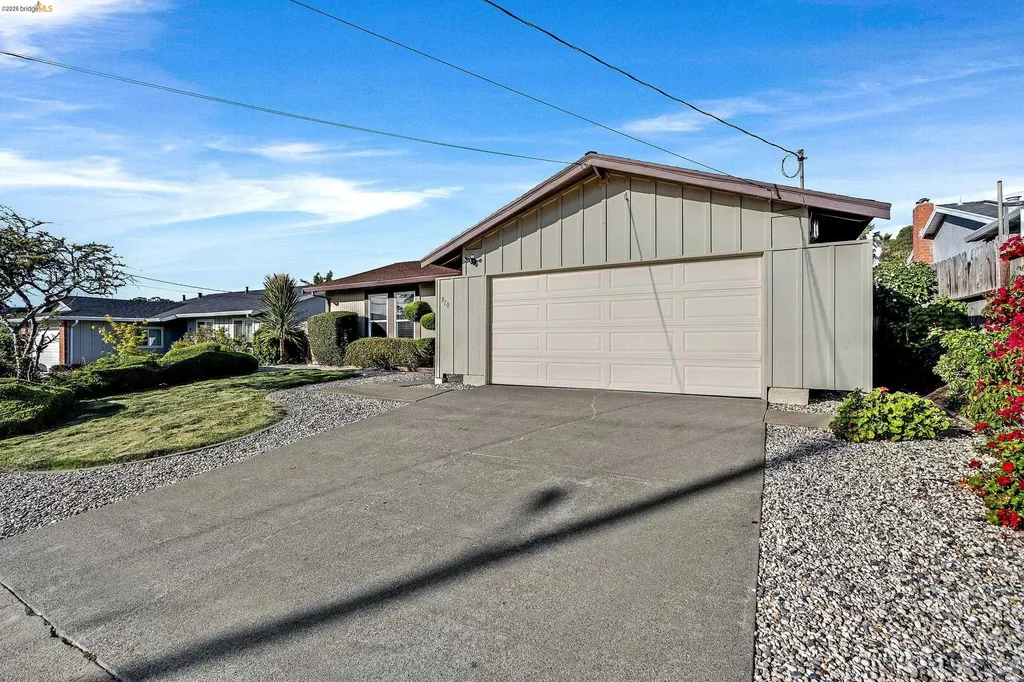 970 Kittery Way Pinole CA 94564