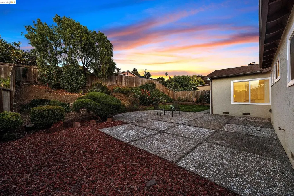 970 Kittery Way Pinole CA 94564
