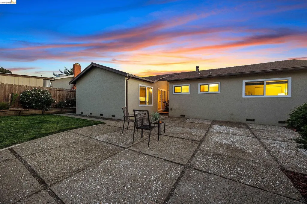 970 Kittery Way Pinole CA 94564