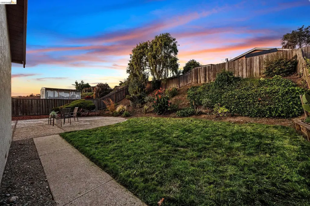 970 Kittery Way Pinole CA 94564