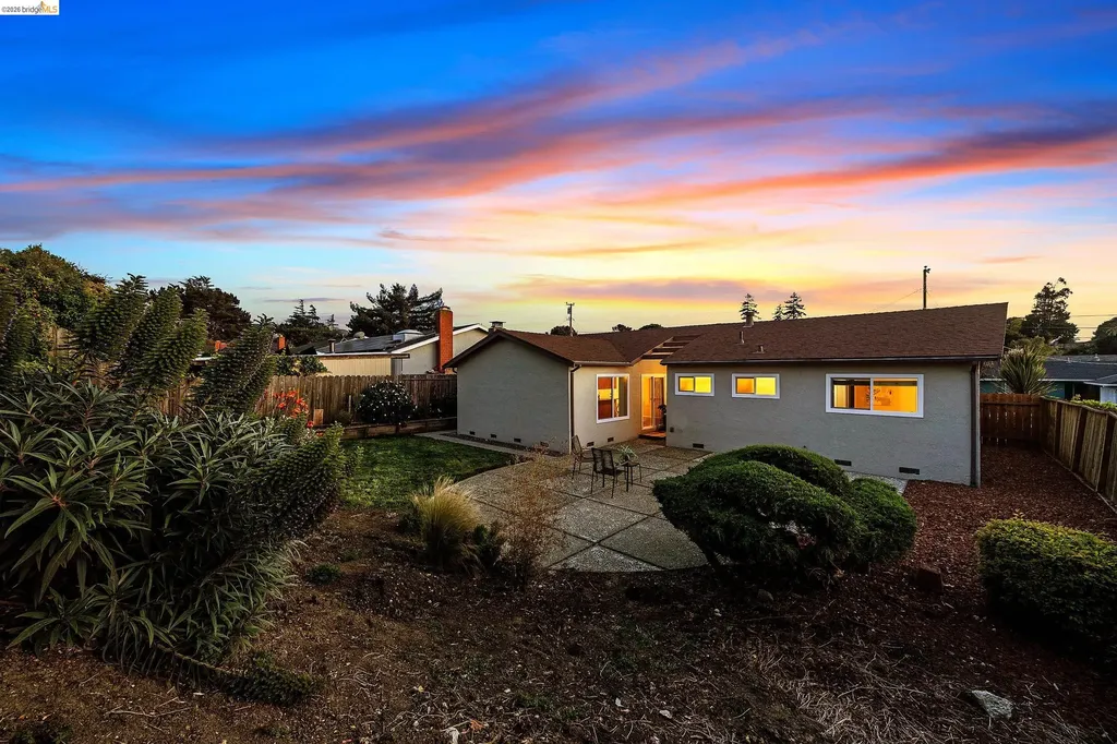970 Kittery Way Pinole CA 94564
