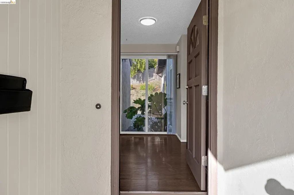 970 Kittery Way Pinole CA 94564