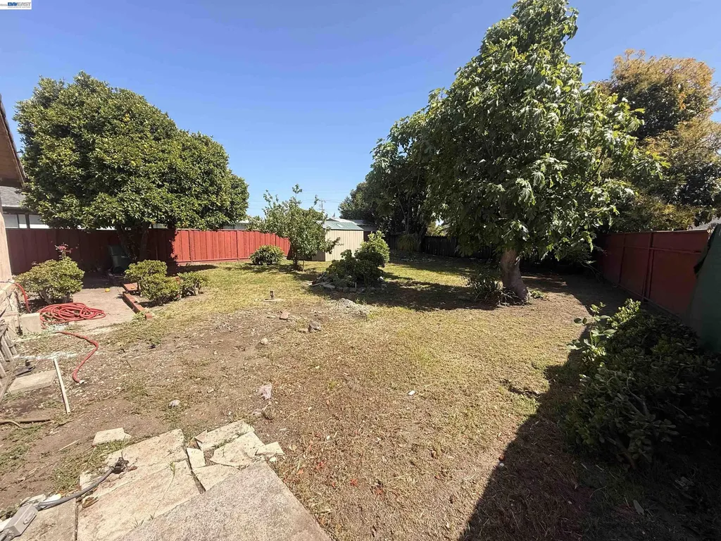 2260 Tallahassee Street Hayward CA 94545
