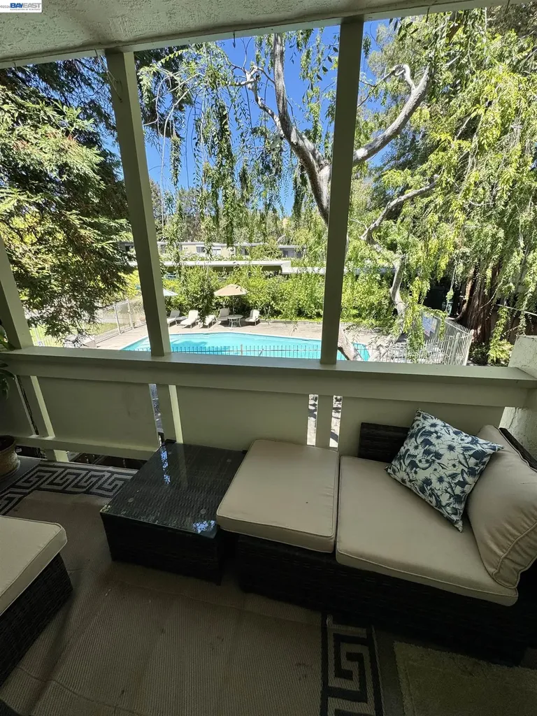 1305 Boulevard Way Walnut Creek CA 94595