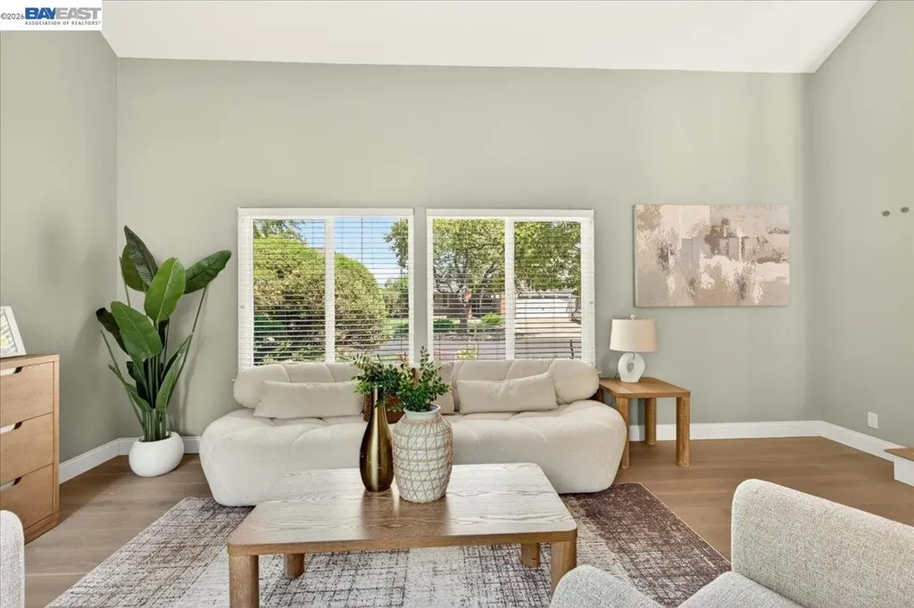 35345 Cheviot Court Newark CA 94560