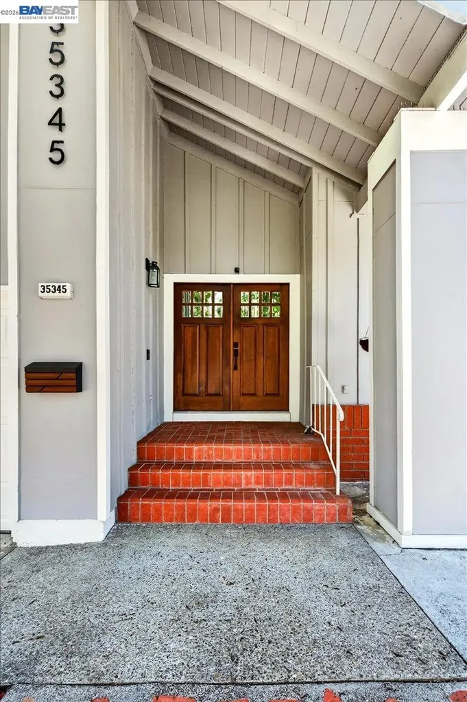 35345 Cheviot Court Newark CA 94560