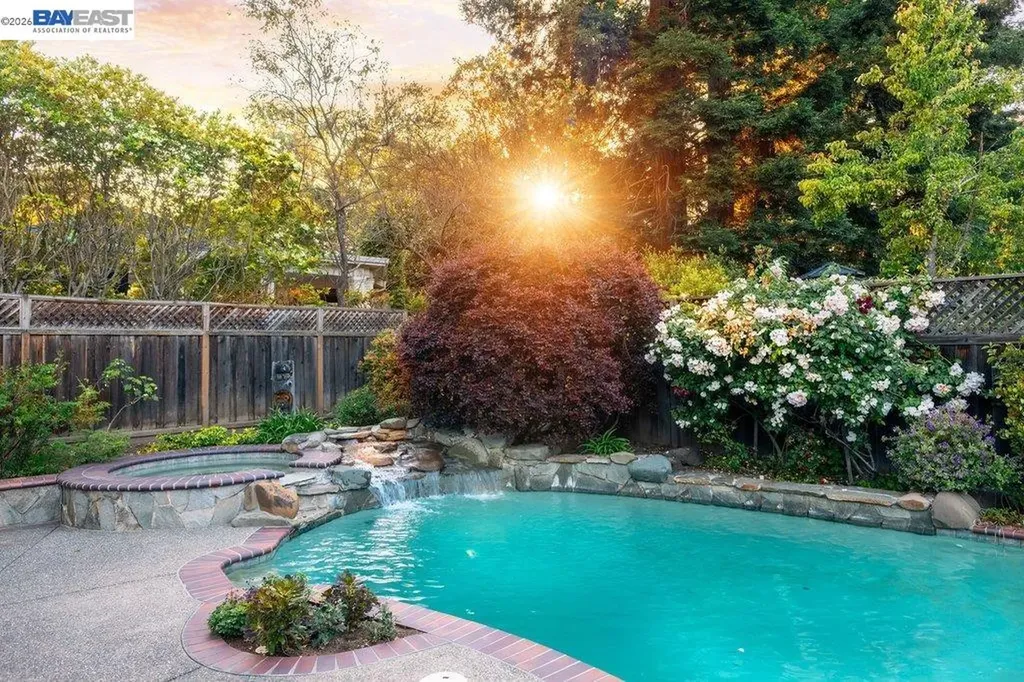 250 La Serena Avenue Alamo CA 94507