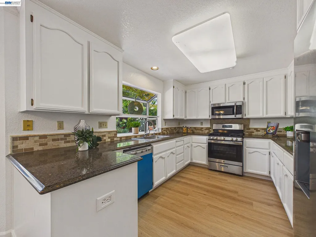 66 Sparrow Street Livermore CA 94551