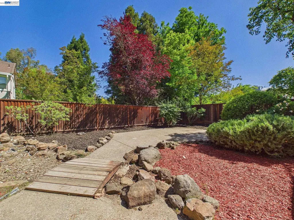 66 Sparrow Street Livermore CA 94551