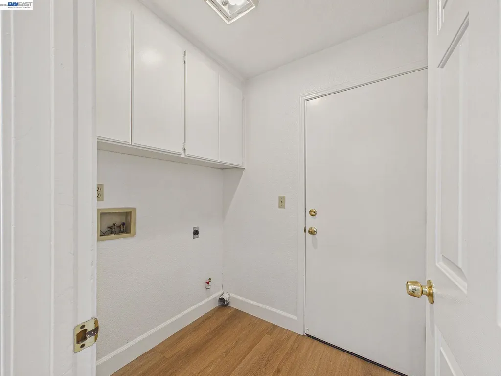 66 Sparrow Street Livermore CA 94551