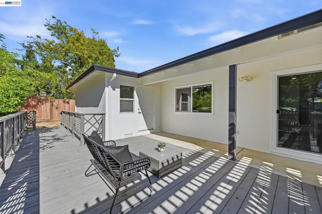 540 Hamilton Way Pleasanton CA 94566