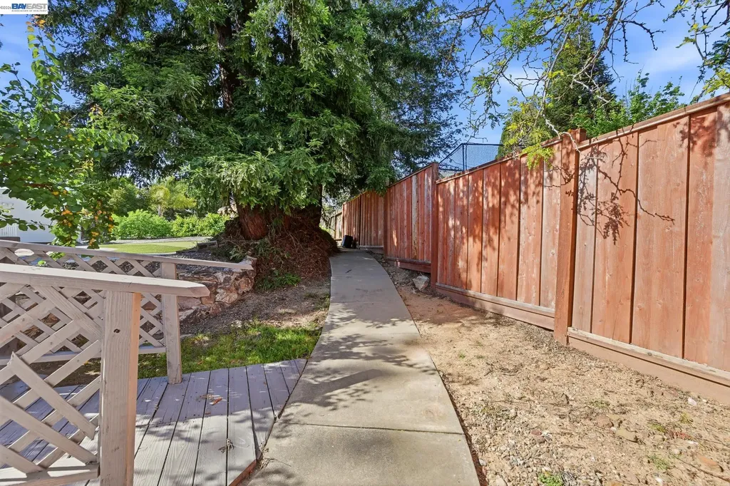 540 Hamilton Way Pleasanton CA 94566