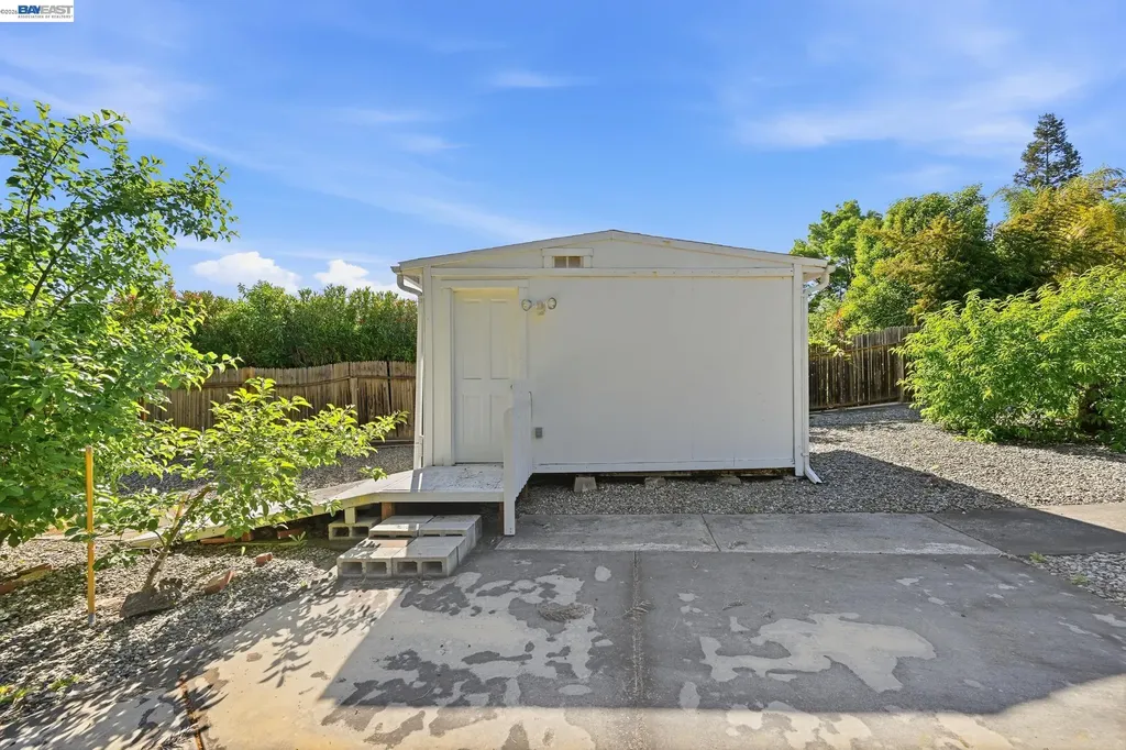 540 Hamilton Way Pleasanton CA 94566
