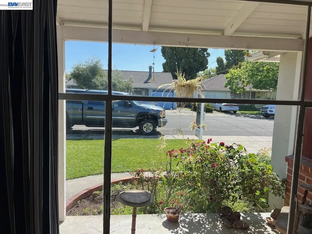 17359 Via Del Rey San Lorenzo CA 94580