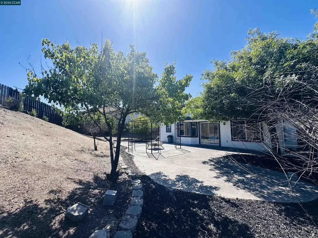 6404 Eagle Ridge Drive Vallejo CA 94591