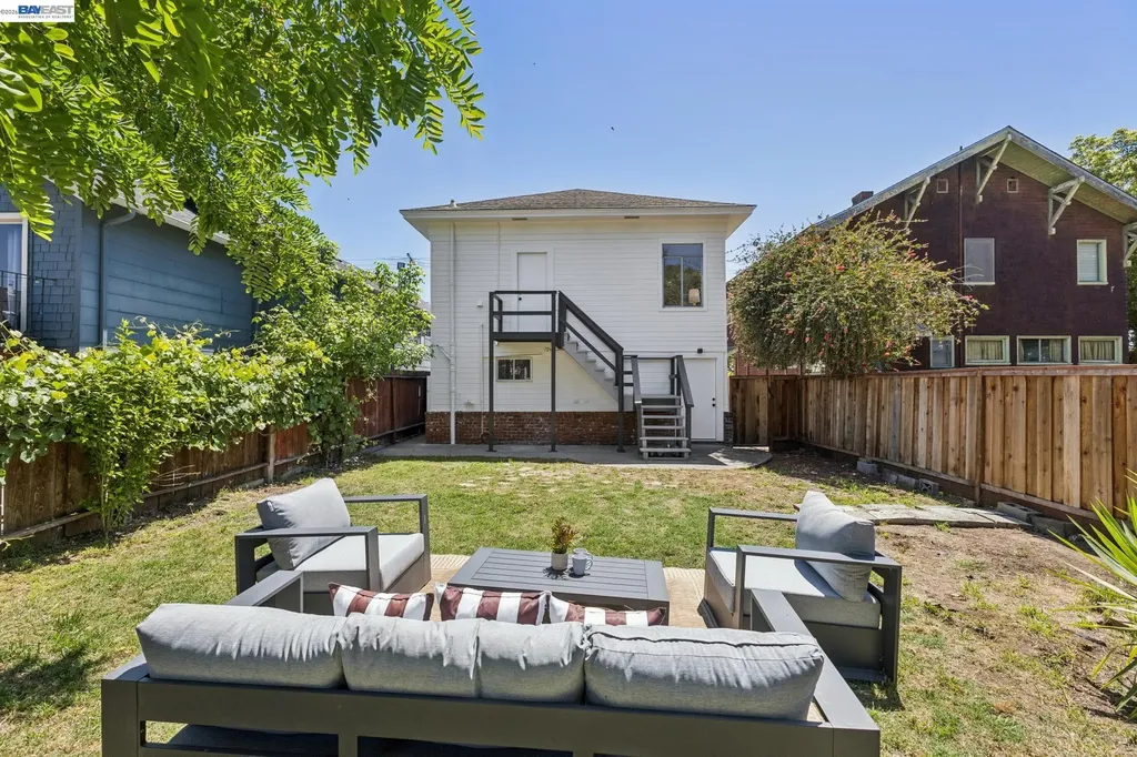 1219 Pearl Street Alameda CA 94501