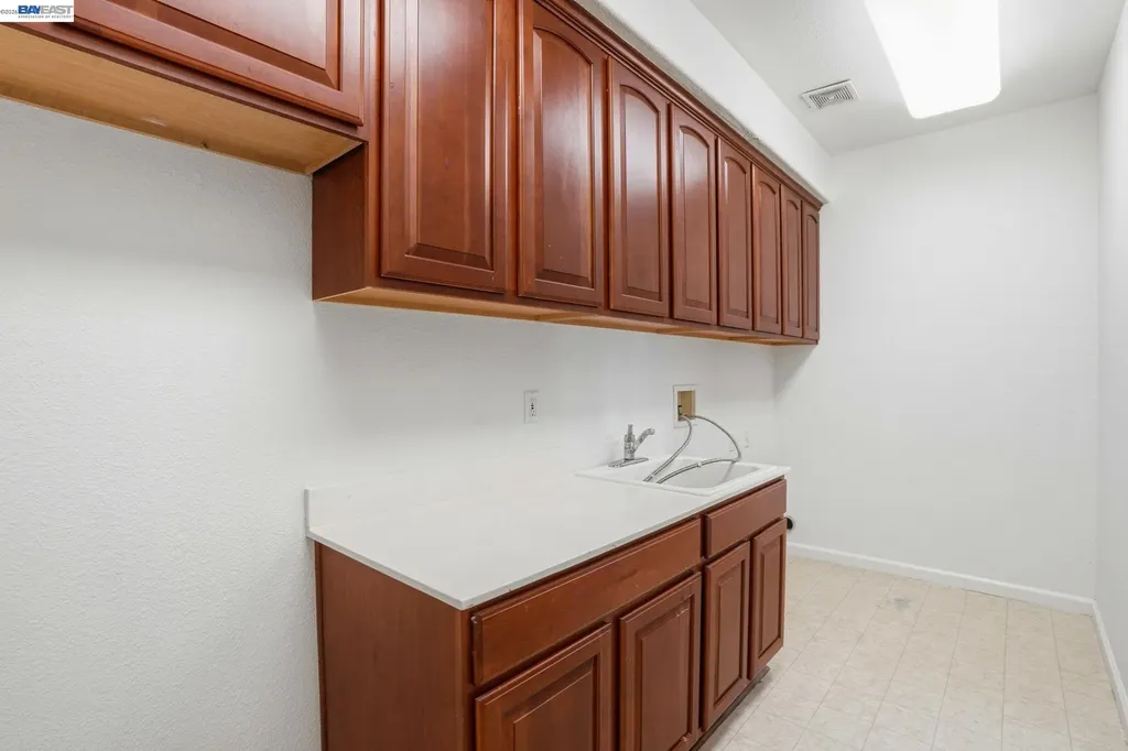 705 Iris Court Brentwood CA 94513