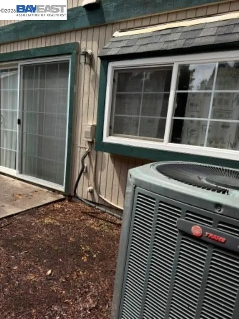 299 Shasta Drive Vacaville CA 95687
