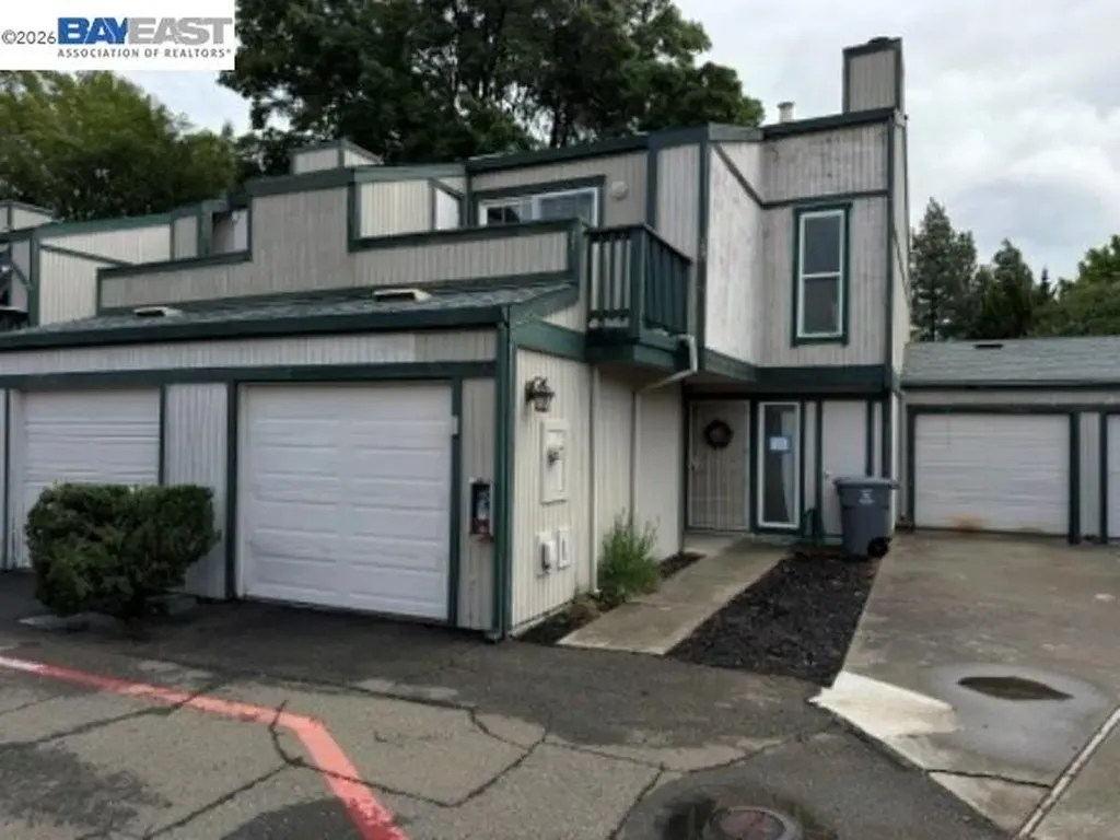 299 Shasta Drive Vacaville CA 95687