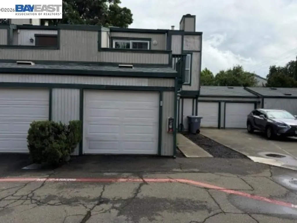 299 Shasta Drive Vacaville CA 95687