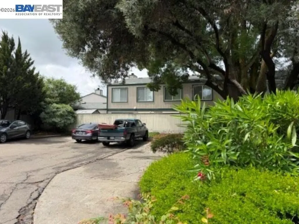 299 Shasta Drive Vacaville CA 95687