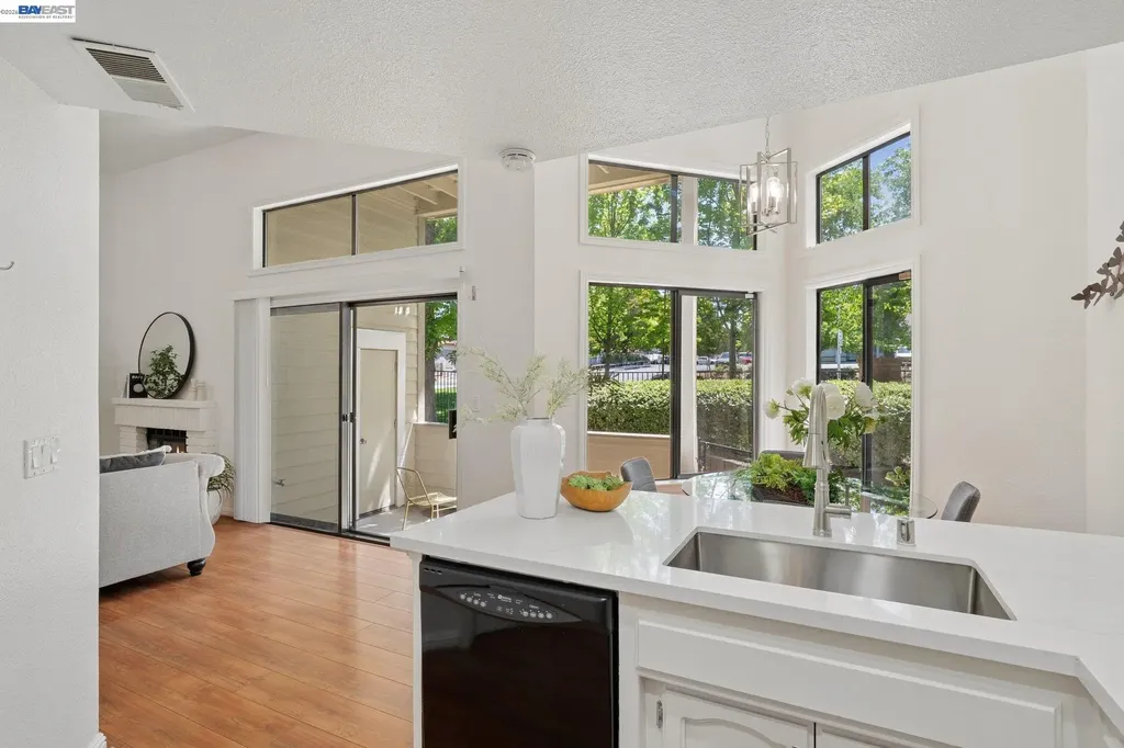 3474 Smoketree Commons Drive Pleasanton CA 94566