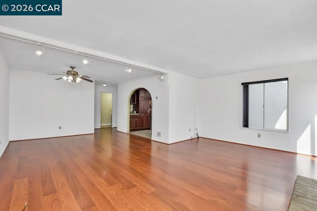 65 Edgewater Place Pittsburg CA 94565