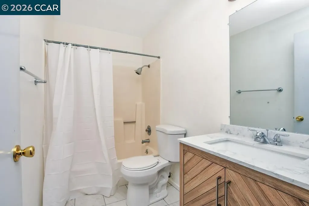 65 Edgewater Place Pittsburg CA 94565