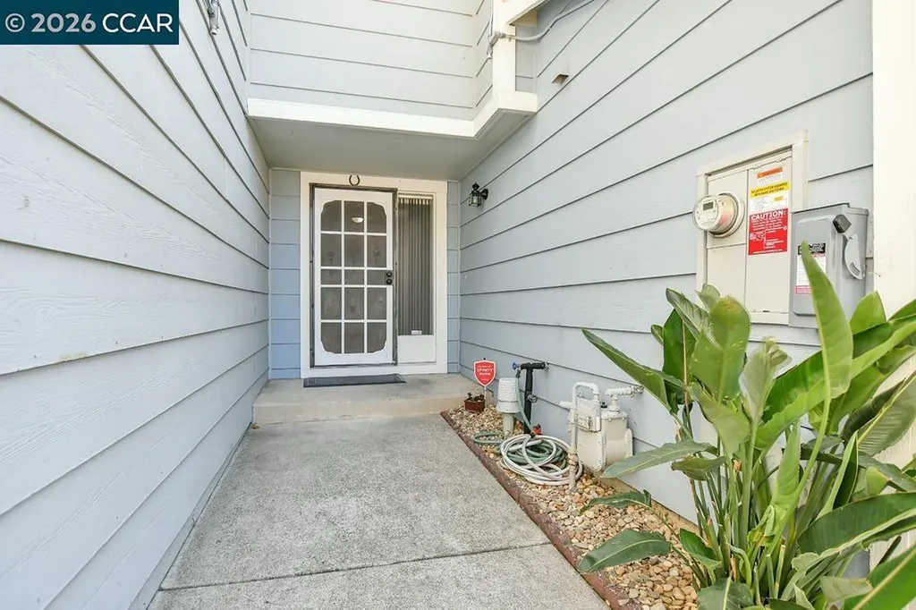 65 Edgewater Place Pittsburg CA 94565