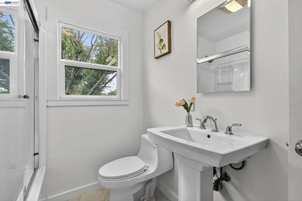 24657 Leona Drive Hayward CA 94542