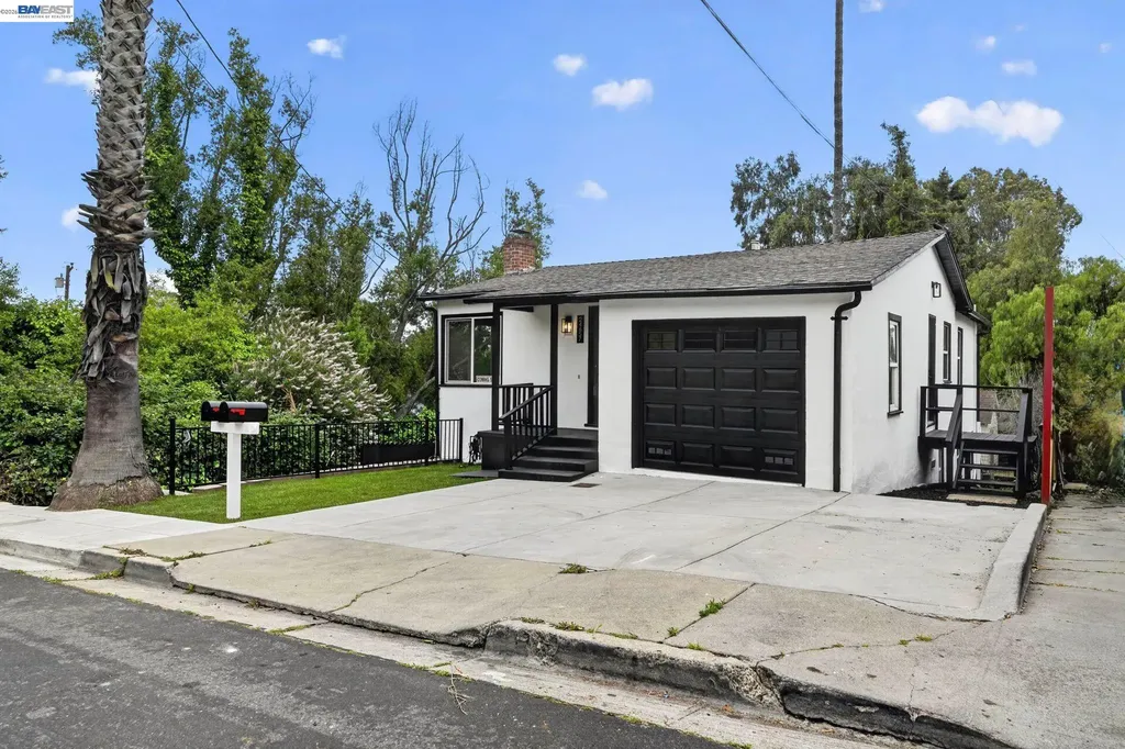 24657 Leona Drive Hayward CA 94542