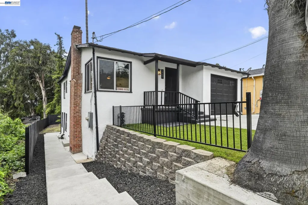 24657 Leona Drive Hayward CA 94542