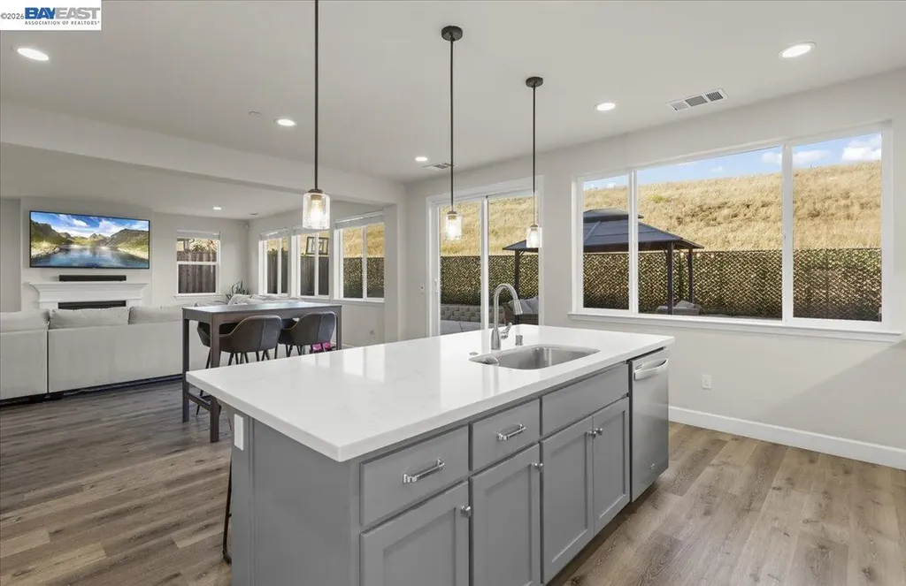 5341 Promontory Way Antioch CA 94531