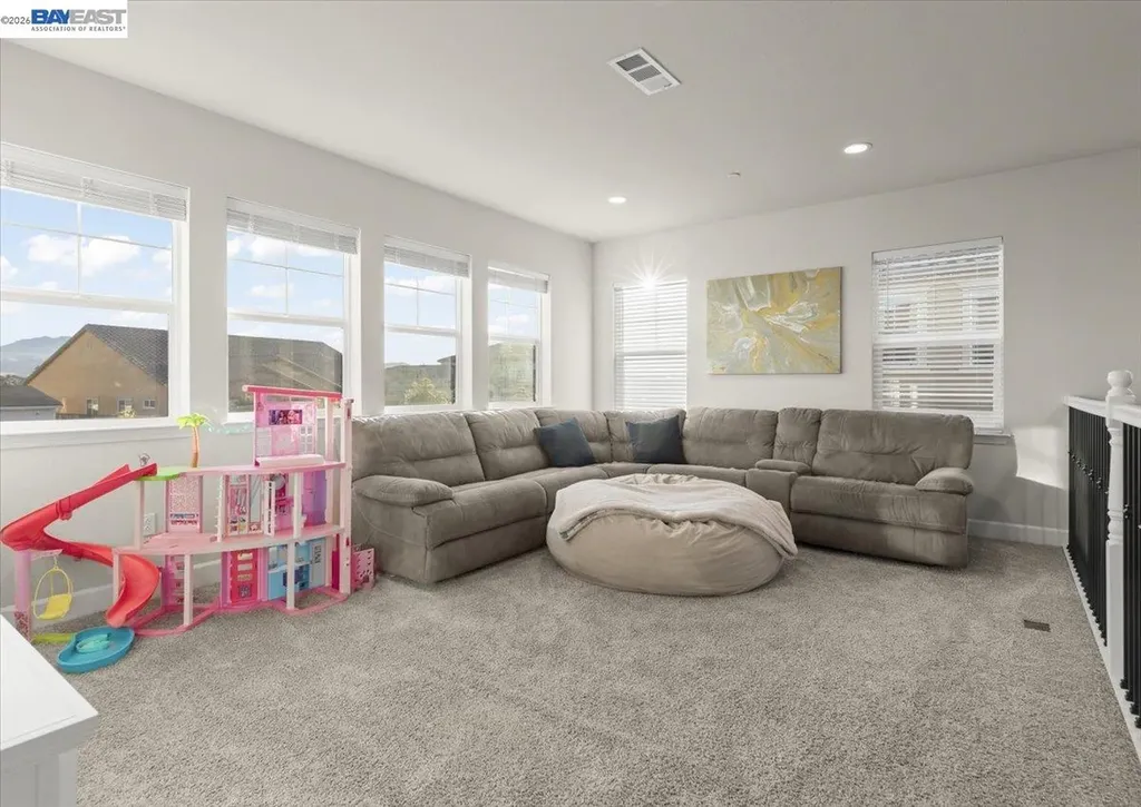 5341 Promontory Way Antioch CA 94531
