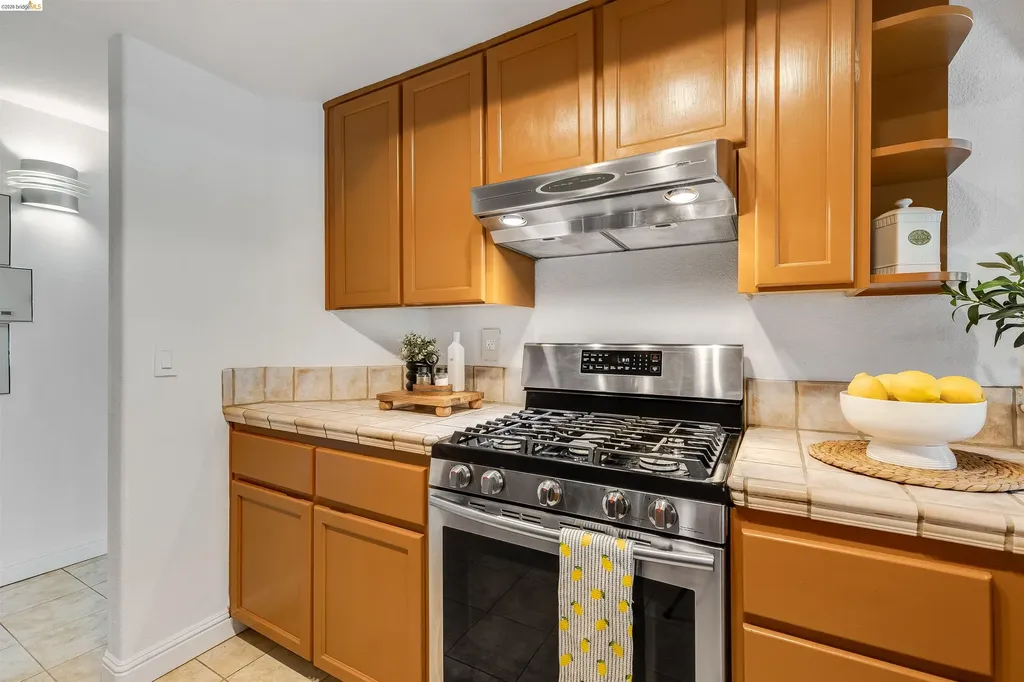 21103 Gary Drive Hayward CA 94546