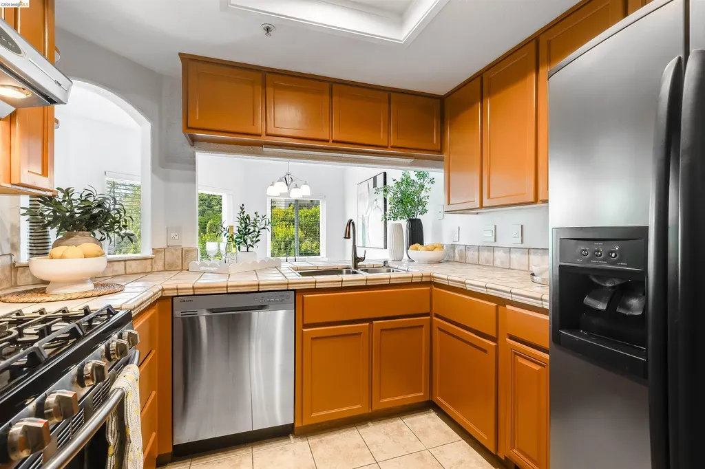 21103 Gary Drive Hayward CA 94546