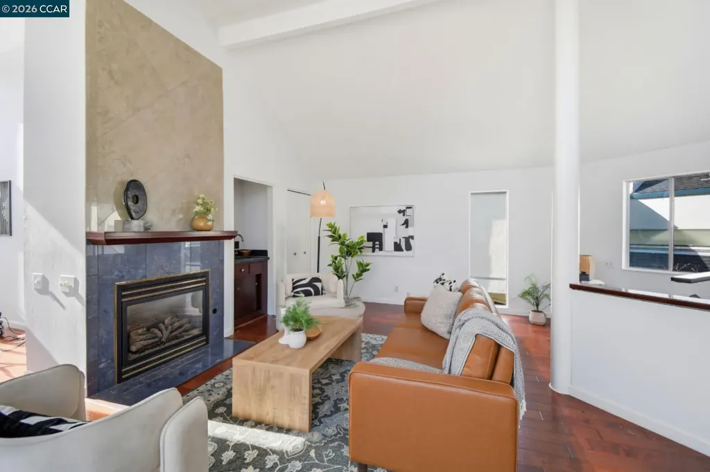 450 Cola Ballena Alameda CA 94501