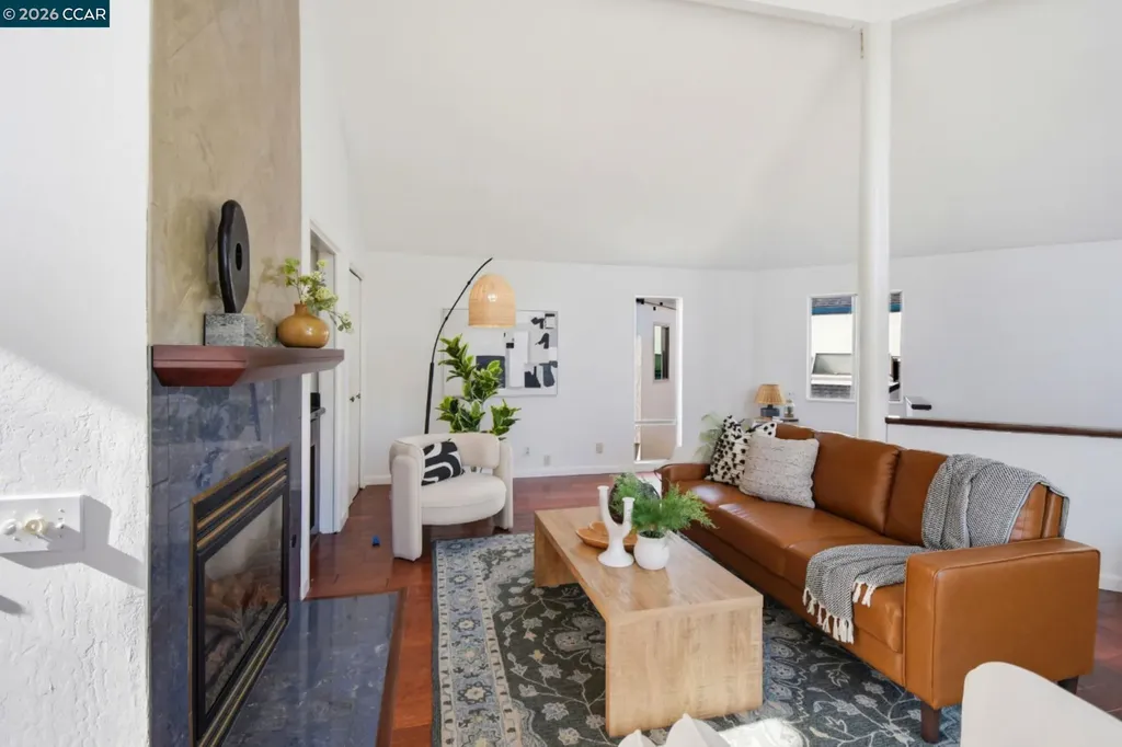 450 Cola Ballena Alameda CA 94501