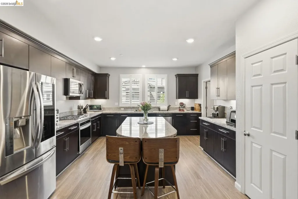 24541 Blossom Acre Way Hayward CA 94544