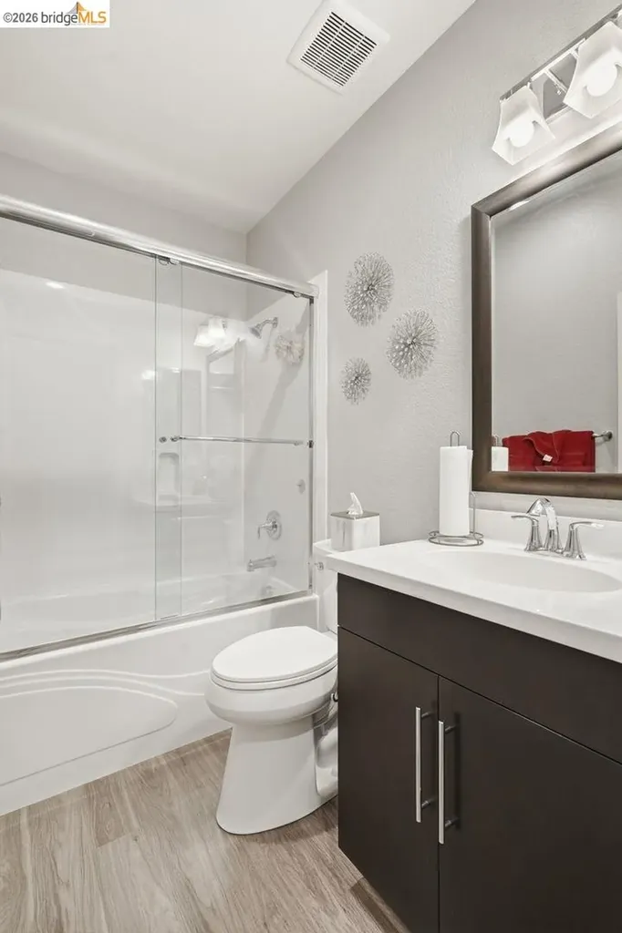 24541 Blossom Acre Way Hayward CA 94544